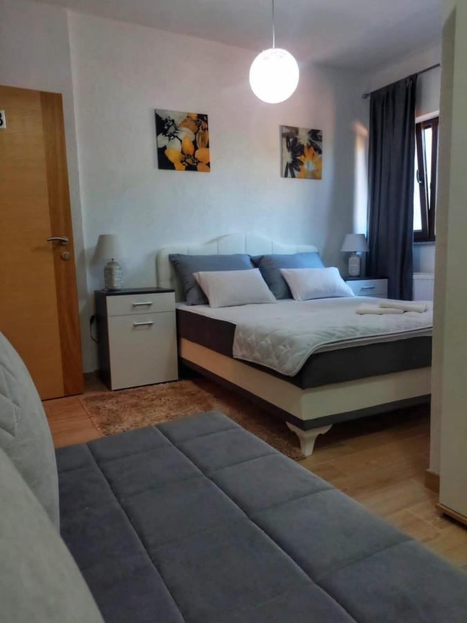 Vacation Home Keskic Velika Gata المظهر الخارجي الصورة