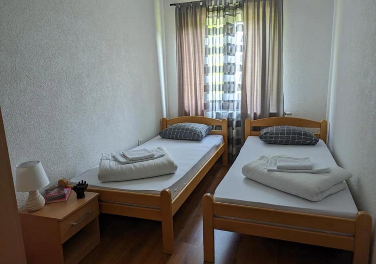 Vacation Home Keskic Velika Gata المظهر الخارجي الصورة